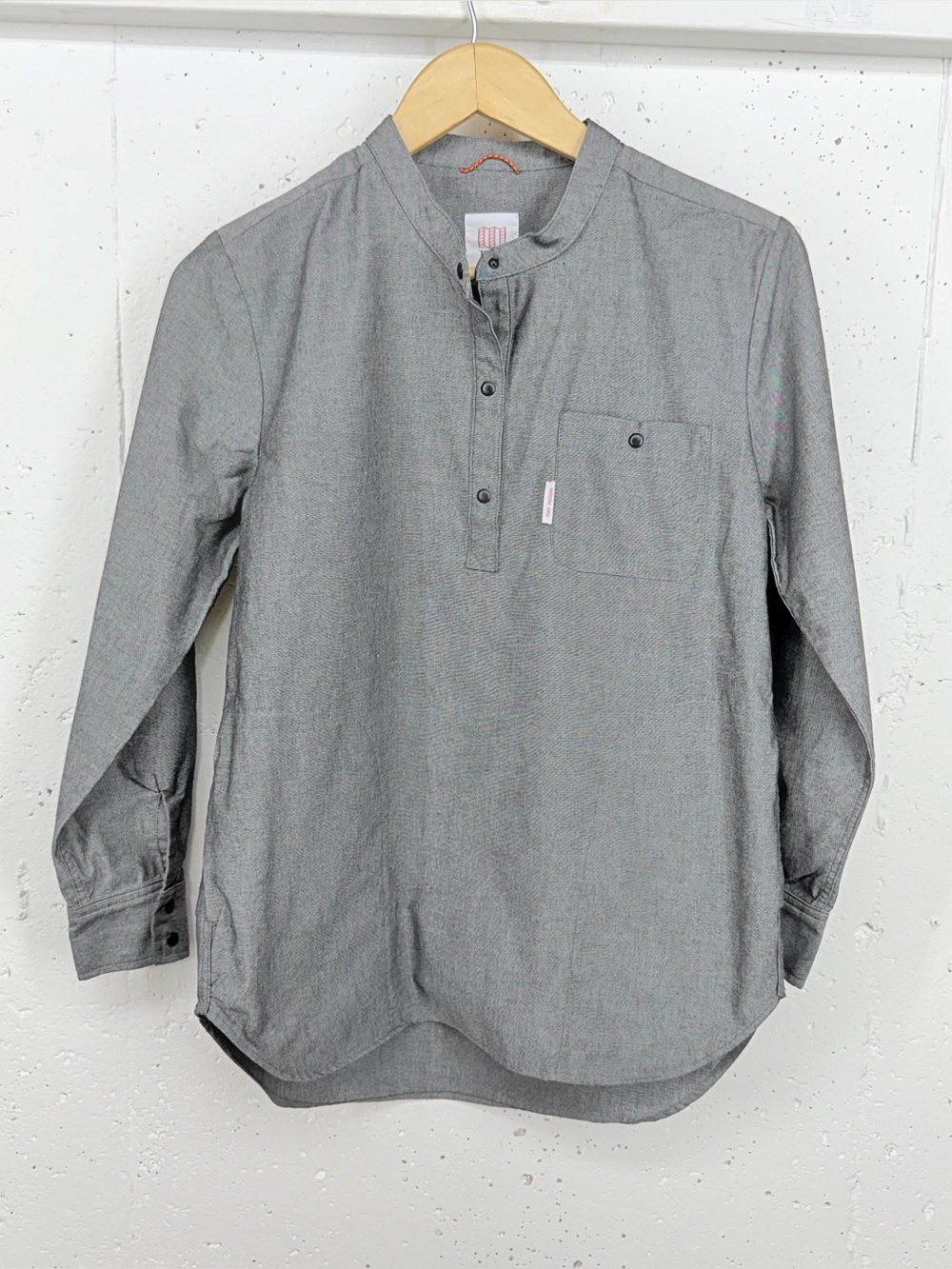 TOPO Designs Women’s size Small Gray Popover Long Sleeve Shirt
